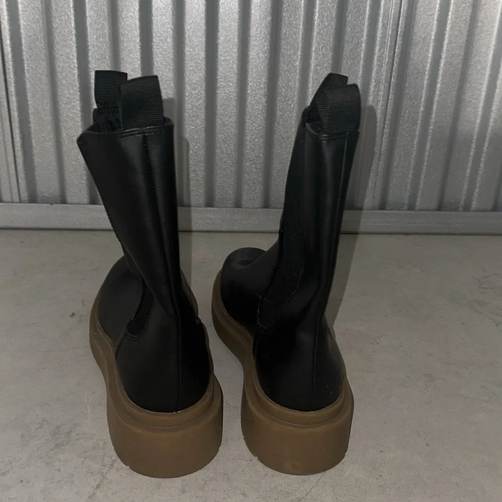 H&M boots - Picture 3 of 3